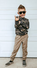 Load image into Gallery viewer, Boys Camouflage Sweatshirt
