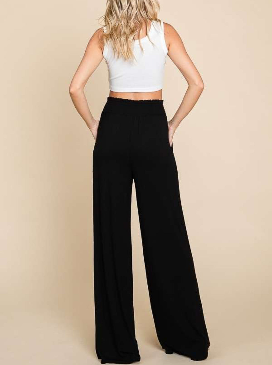 Relax Travel Pants in Black