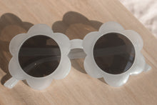 Load image into Gallery viewer, Daisy Round Sunnies in Dusty Blue
