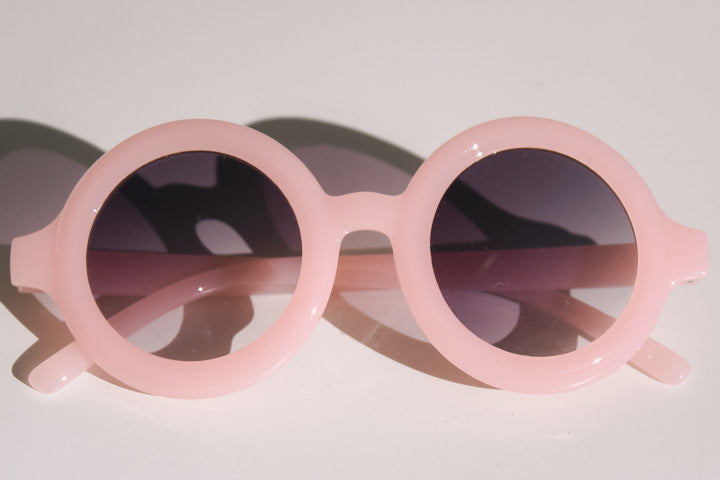 Classic Round Sunnies in Pastel Pink