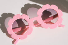 Load image into Gallery viewer, Flower Child Sunnies in Pink
