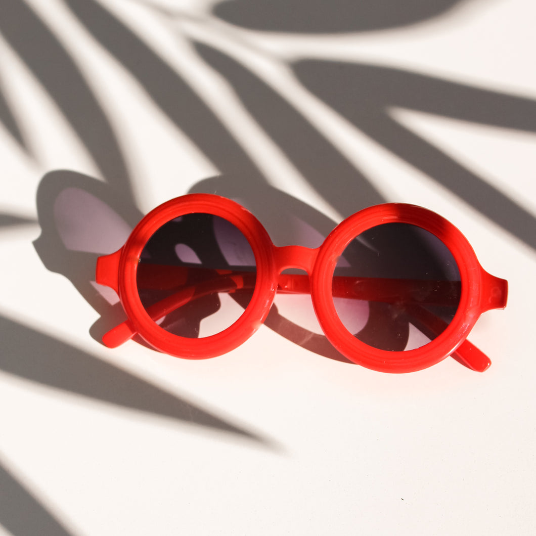 Classic Round Sunnies in Red