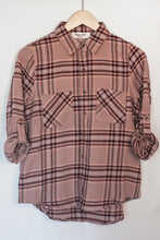 Load image into Gallery viewer, Plaid Flannel in Mauve
