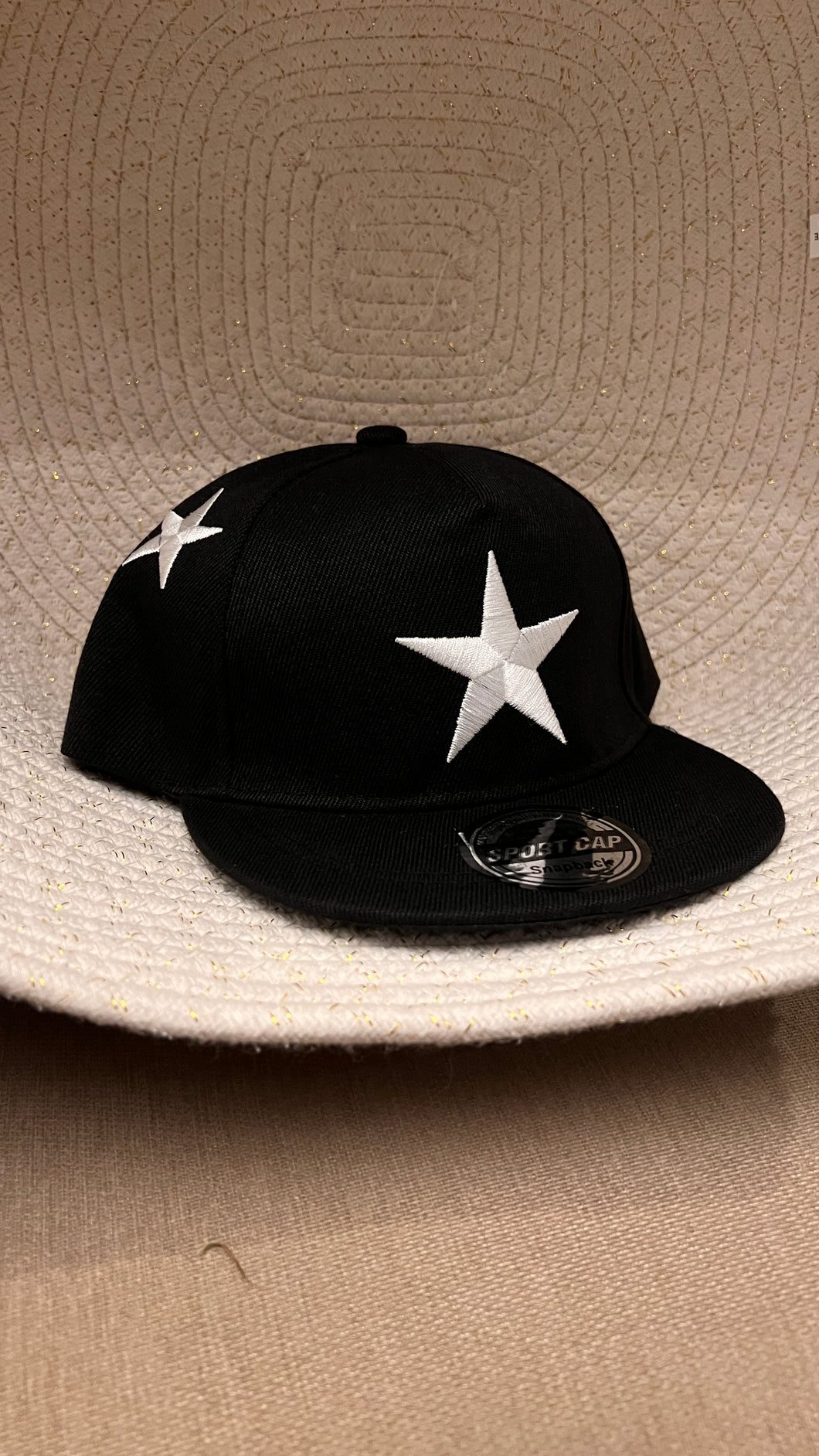 Star Snapback Hat in Black
